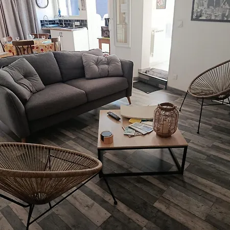 Сasa de vacaciones Maison Cosy Avec Terrasse • Proche Nantes Vigneux-de-Bretagne